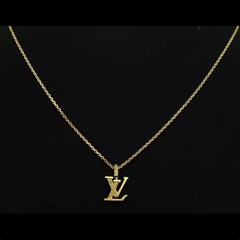 louis vuitton gold letter necklace